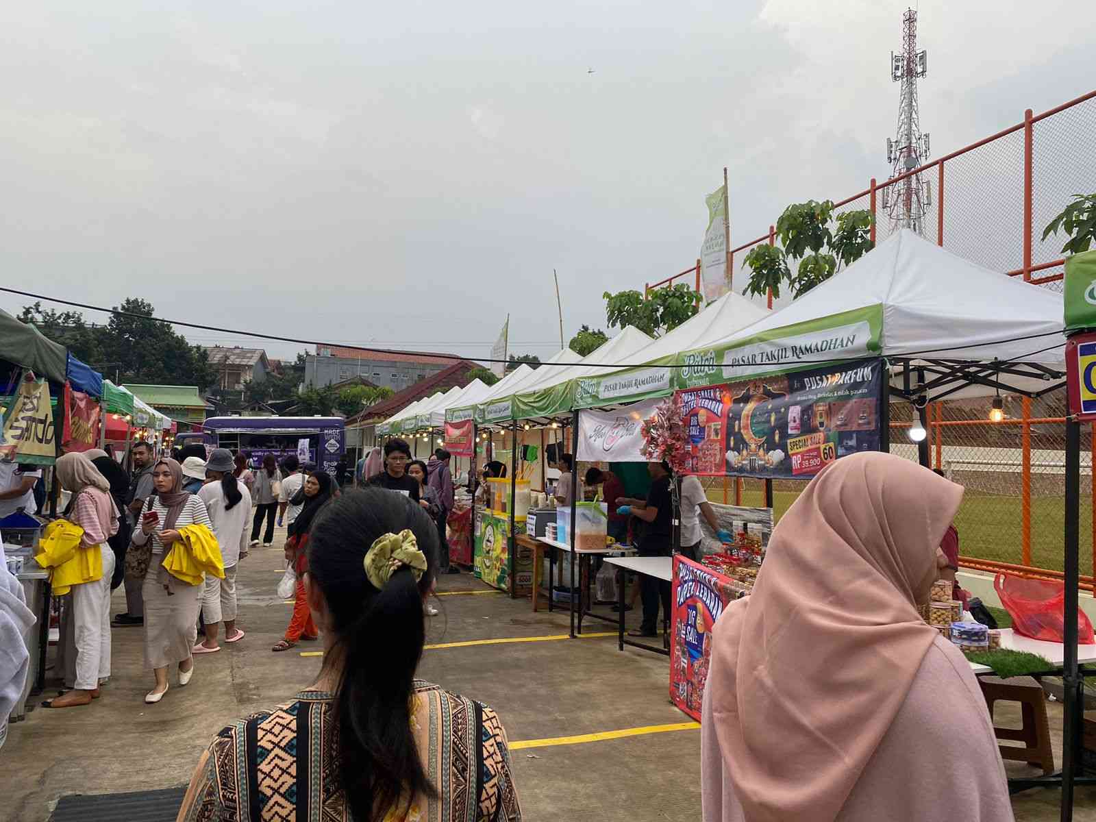 Pasar Takjil Ramadhan Kukusan Beji Depok