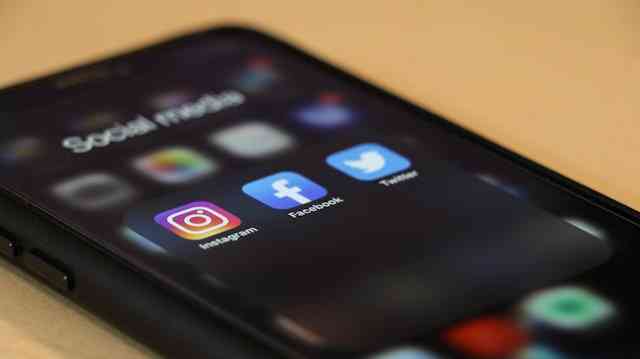 Puasa Media Sosial untuk Jiwa Tenang dan Tubuh Produktif