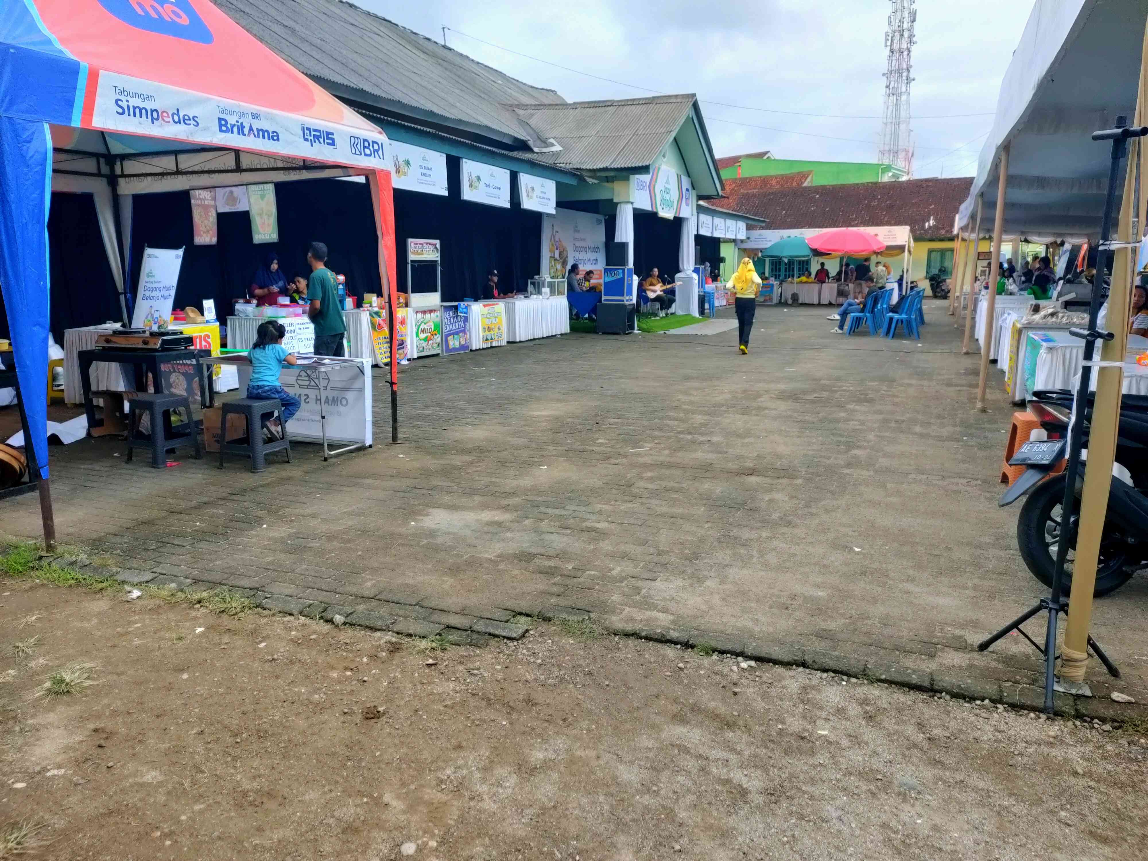 Semarak Ramadan: Pasar Ramadan Pacitan Dukung UMKM Lokal dan Hibur Pengunjung