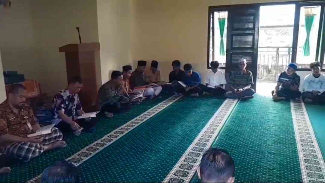 Membumikan Nilai-Nilai Al-Qur'an melalui Tradisi Khataman di SMK Negeri 1 Kelapa Kampit