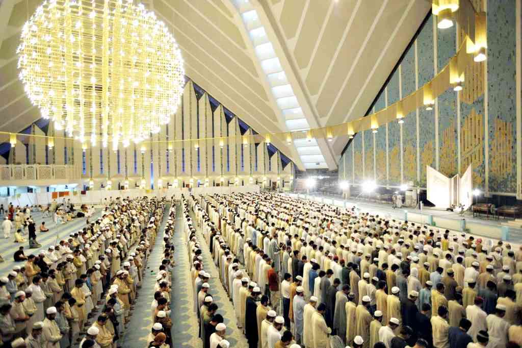 Akhir Ramadhan dan Masjid yang Semakin Kosong
