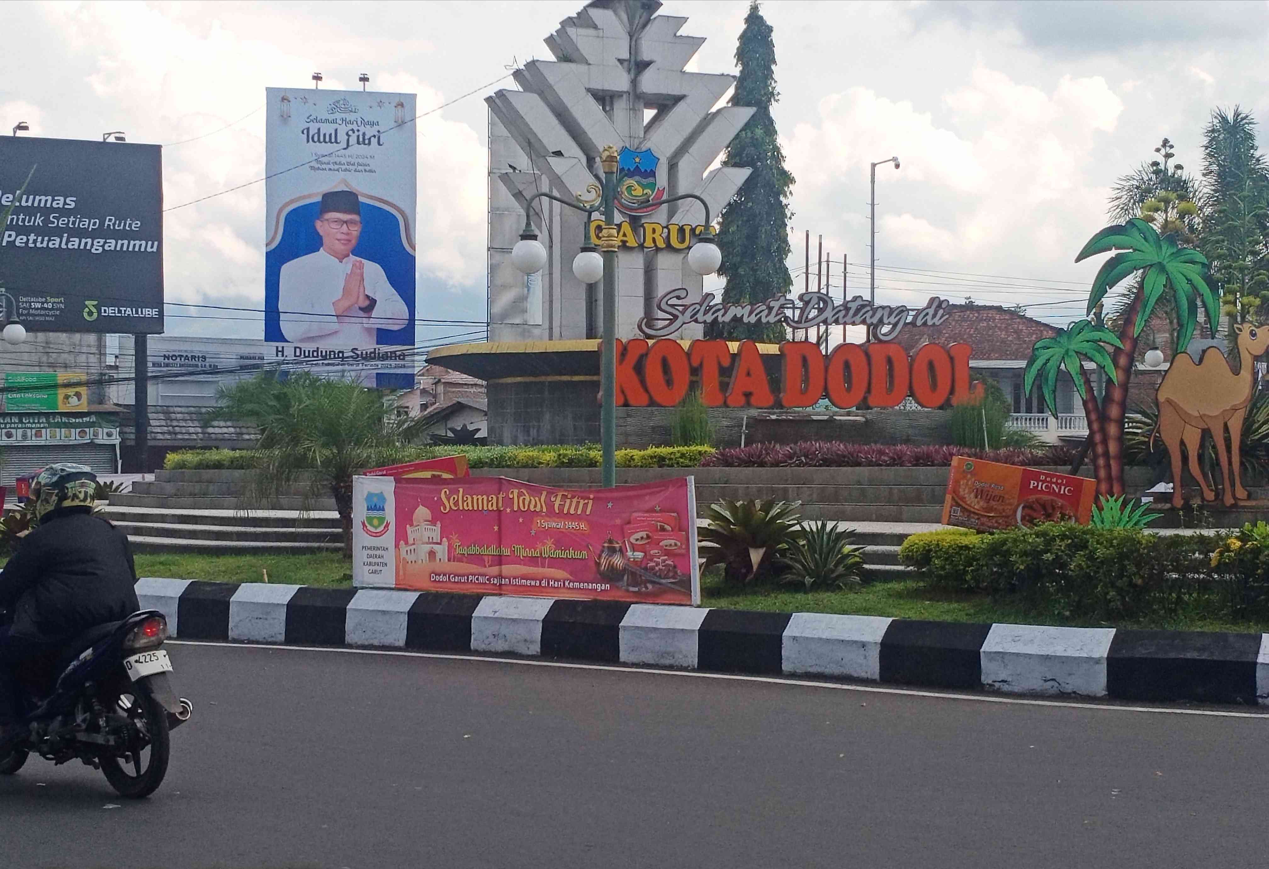 Mudik Sambil Meliput Oleh-oleh Khas Garut, Ada Burayot hingga Kerajinan Kulit