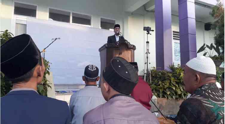 Khotbah Idul Fitri, Pentingnya Kejujuran oleh Rektor Umsida