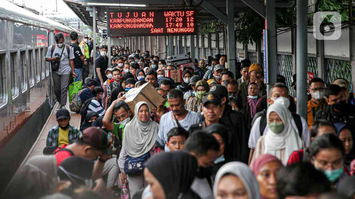 Baliklah Tanpa Membawa Teman Baru dari Kampung