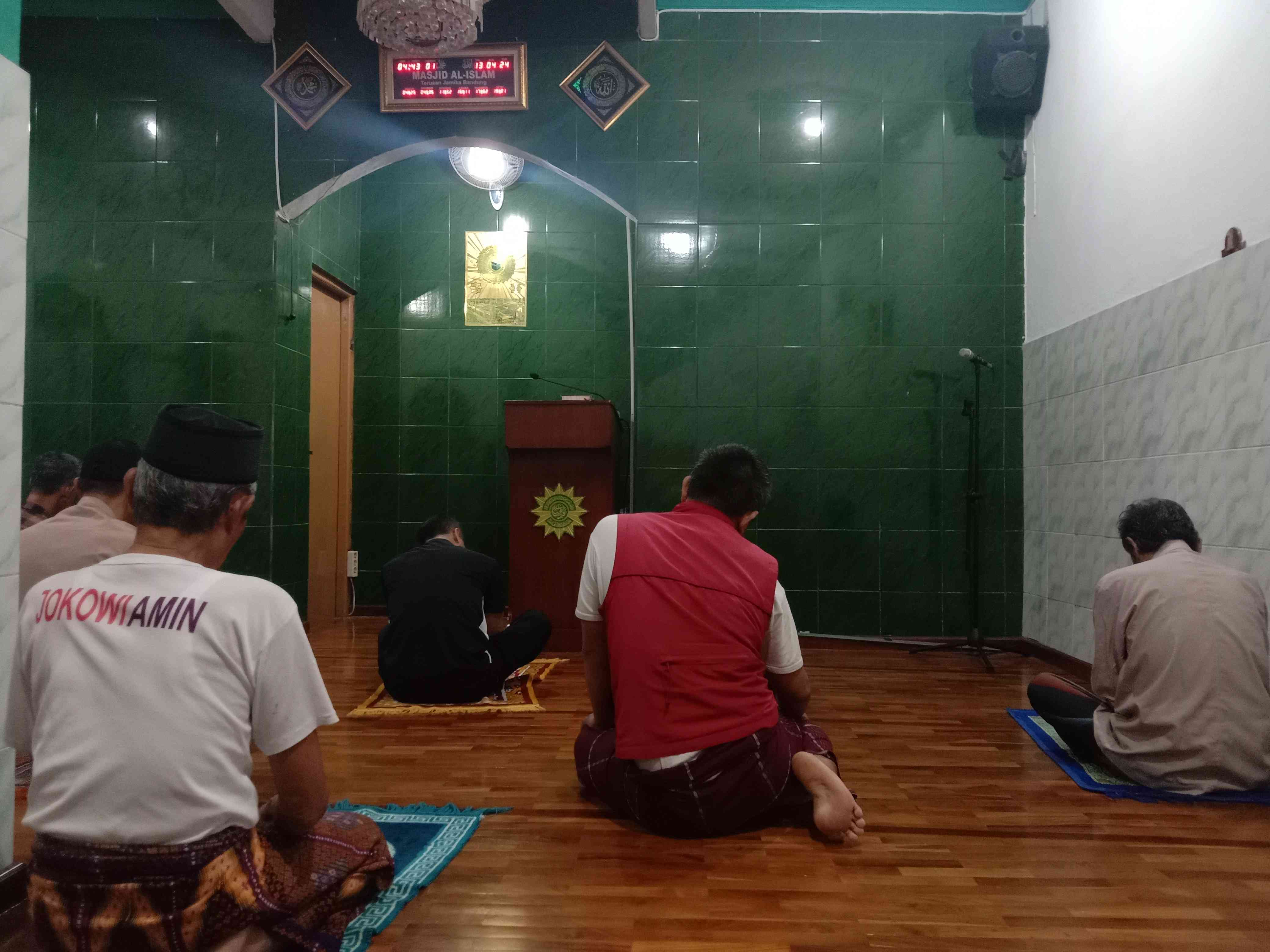 Perlukah Ada Kesejahteraan Marbot Masjid