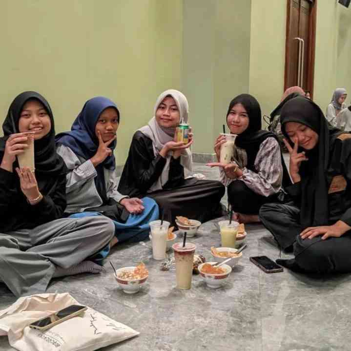 Rindu Rumah - Cerita Mahasiswa Rantau di Bulan Ramadhan