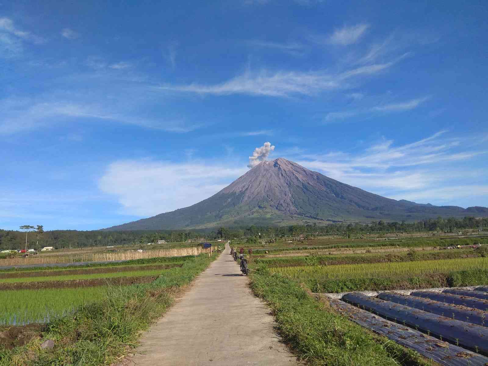 Ramadhan di Lereng Gunung Semeru