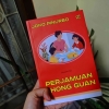 Mengenang Joko Pinurbo Lewat Buku "Perjamuan Khong Guan"