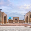 Eksterior dan Interior Desain Arsitektur dan Senu Dekoratif yang Sebangun untuk Registan Square