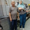 Kisah Toko Roti Jadul Tetap Bertahan di Dalam Gang Sempit Pasar Jatinegara