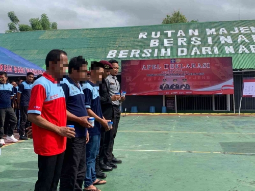 Rutan Majene Gelar Tes Urine Acak WBP & Petugas, Cek Hasilnya Disini! - Kompasiana.com