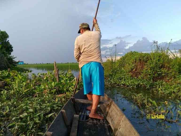 "Basambang" di Rawa-rawa, Bersama Julak Mamutiki Iwak