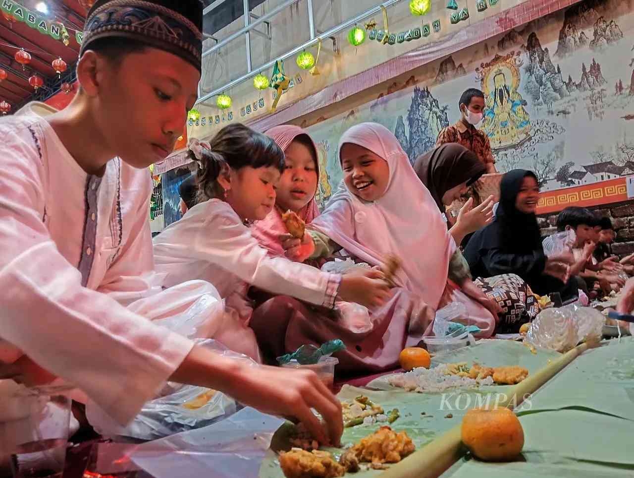 Ramadan dan Karakter, Makna Berbuka Puasa Bersama