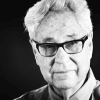 Memahami Filosofi Sederhana Fotografer Legendaris Elliot Erwitt