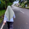 Mengikuti Langkahmu