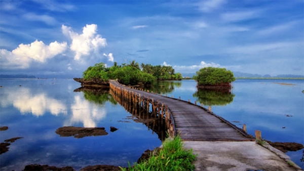 Pulau OSI, Terpencil dari Hunian oleh Muhamad Irsyad  Pulau OSI, Terpencil dari Hunian oleh Muhamad Irsyad