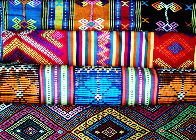 Tenun Buna NTT Kain Tradisional Cantik Memikat Mata Tenun Buna NTT Kain Tradisional Cantik Memikat Mata