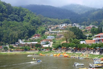 Pengalaman Mendebarkan Di Telaga Sarangan Kompasiana Com Pengalaman Mendebarkan Di Telaga Sarangan Kompasiana Com