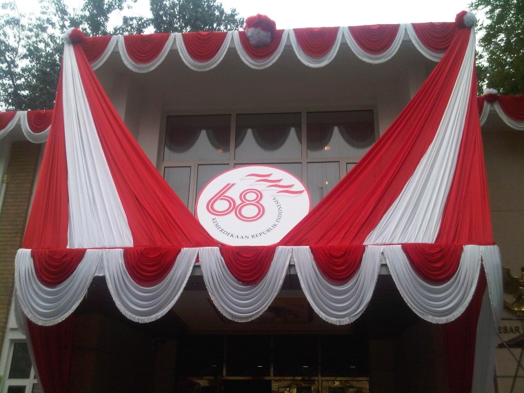 Sudahkan Bendera Merah Putih Berkibar di Halaman Rumahmu Sudahkan Bendera Merah Putih Berkibar di Halaman Rumahmu