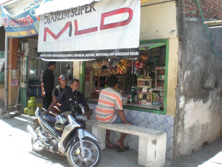 Menjamurnya Usaha Warung Kopi di Surabaya Kompasiana com Menjamurnya Usaha Warung Kopi di Surabaya Kompasiana com