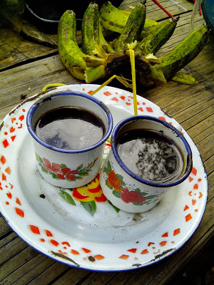 Neka Rebo, Selamat Datang di Flores! oleh Mahris Supono Neka Rebo, Selamat Datang di Flores! oleh Mahris Supono