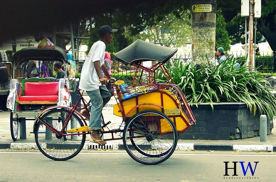 Yogyakarta Dalam Cerita: Becak-becak Malioboro - Kompasiana.com