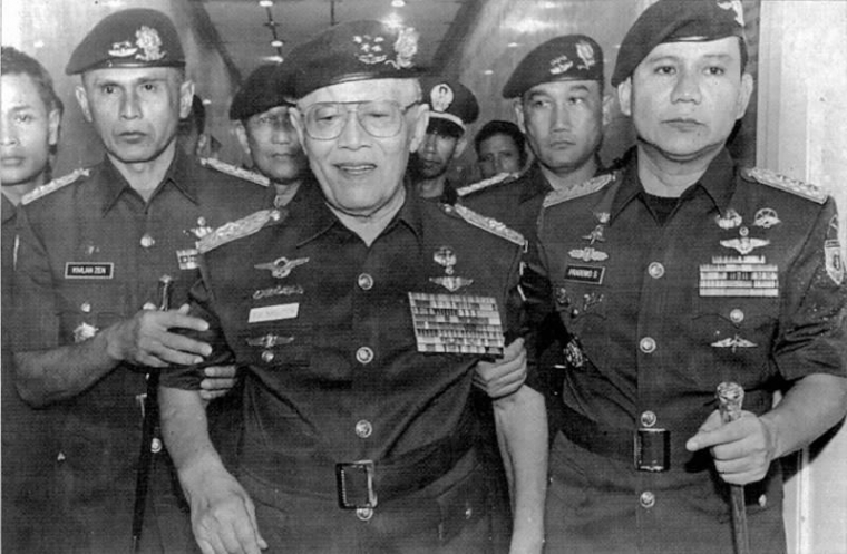 Jenderal Besar Ah Nasution Prabowo Dan Rivalitas Tni Kompasiana Com