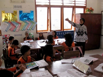 Anda Seorang Guru Inilah Strategi Mengajar Yang Bisa Anda Seorang Guru Inilah Strategi Mengajar Yang Bisa