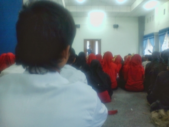 Puisi Tentang Filsafat Cinta - Pantun Cinta