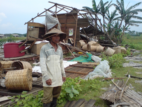 Angin Puyuh di Jepara Robohkan Sejumlah Kandang Ayam dan Angin Puyuh di Jepara Robohkan Sejumlah Kandang Ayam dan