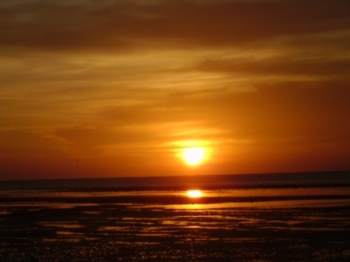 Indahnya Panorama Senja Di Pantai Atapupu Kompasiana Com Indahnya Panorama Senja Di Pantai Atapupu Kompasiana Com