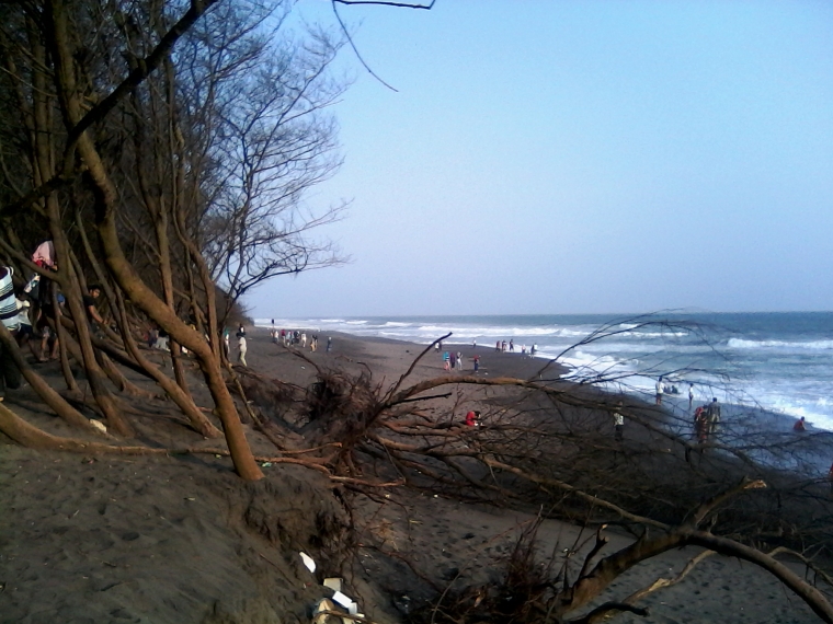 Keindahan Pantai Goa Cemara Bantul Kompasiana Com