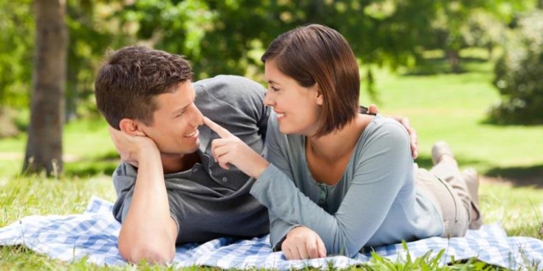 Image result for ilustrasi pasangan bahagia